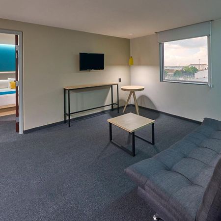 City Express By Marriott Suites Toluca Ngoại thất bức ảnh