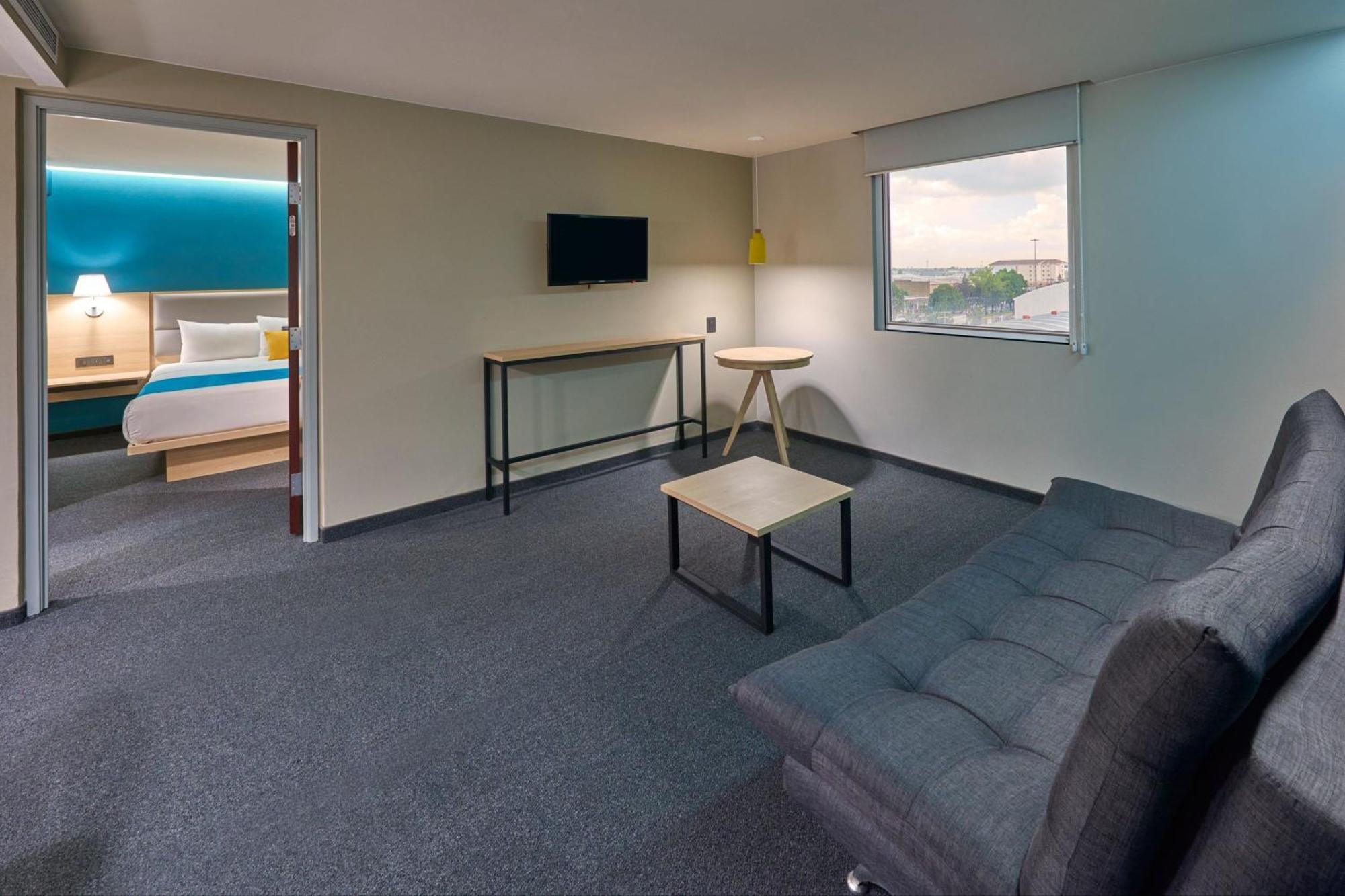 City Express By Marriott Suites Toluca Ngoại thất bức ảnh